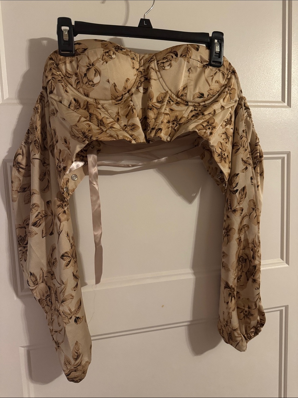Cute blouse